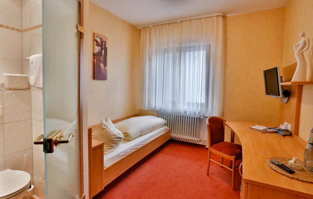 Hotel Ochsen Ammerbuch Kamer foto